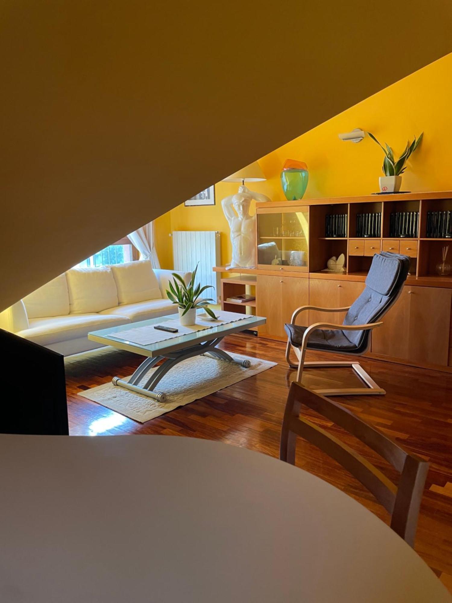 Apartamento Top-Floor Malpensa Gallarate Mxp-Airport Exterior foto